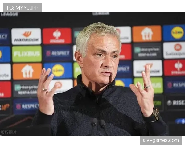 穆里尼奥战术再升级，创新站位引领足坛新潮流